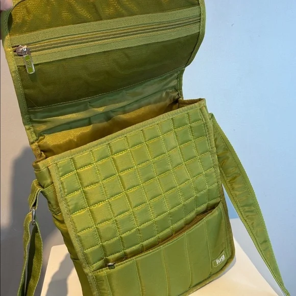 Lug Moped crossbody bag RFID puffer bag green medium NWOT - Picture 8 of 12
